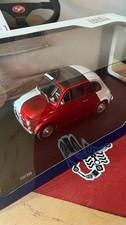 Modellino Auto Solido 1/18