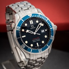 omega Seamaster 300m Diver " Red Letters " 41mm  watch 2221.80.00 professional