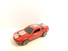 automobilina giocattolo HOT WHEELS FORD MUSTANG SHELBY GT500 2007 modellino auto