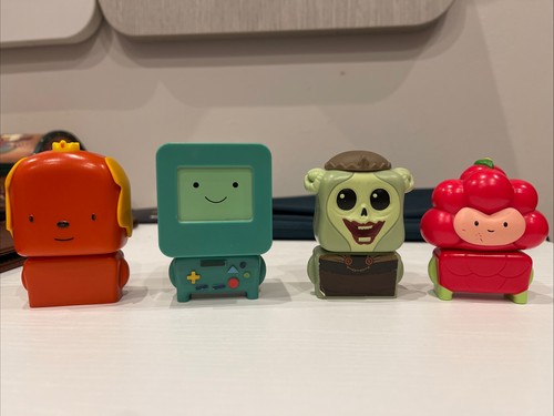 Set personaggi adventure - set,