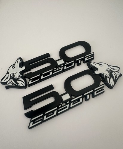 Set badge coyote per - set,