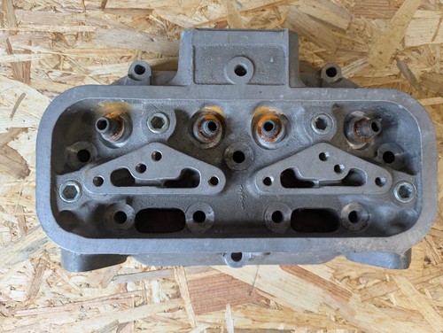Testa testata motore 820 - testa,