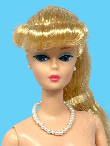 Nuova bambola barbie loves - nuova,