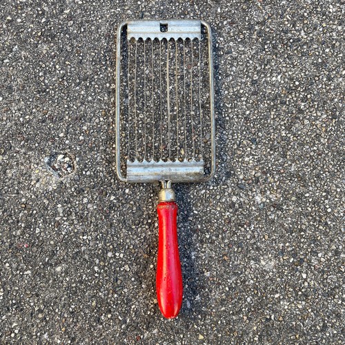 Vintage tomato slicer - vintage, red