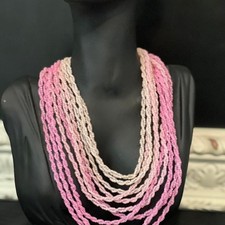 Descrizione collana perle semi