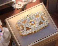 Spilla Dorato Grande Pizzo