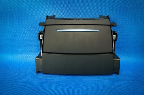 Vano cassetto portaoggetti