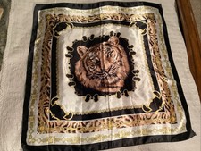 Sciarpa/Scialle Versace