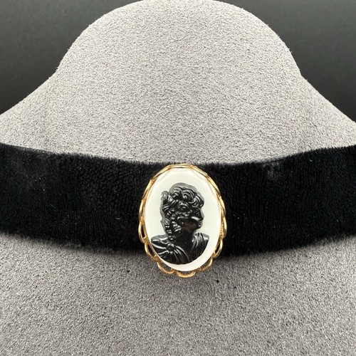 Collana girocollo vintage