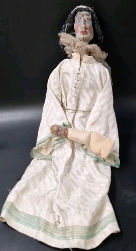 Statuetta viso legno corpo - in,