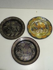 vecchio TRIS DI PIATTI IN OTTONE CAMMELLO LAVORATO A MANO TUNISIA decorato per