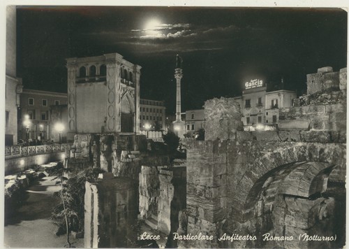 Lecce anfiteatro romano - lecce,