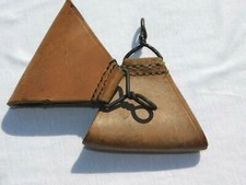TRIANGLE TRAPEZE DORSAL