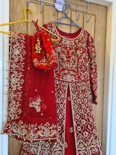 Stunning Maroon & Gold Wedding