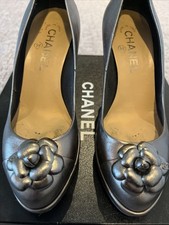 CHANEL décolleté in pelle