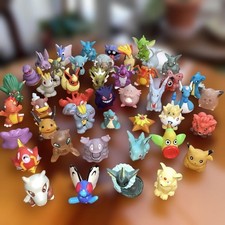 Lotto 45 pezzi bambola Pokemon