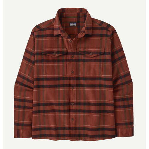 Patagonia men fjord - patagonia,