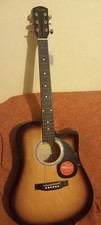 chitarra acustica fender  come  nuova