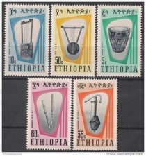 Etiopia 1966 Strumenti Musicali Batteria Arpa Quitar Flauti Lira 5v Set MNH