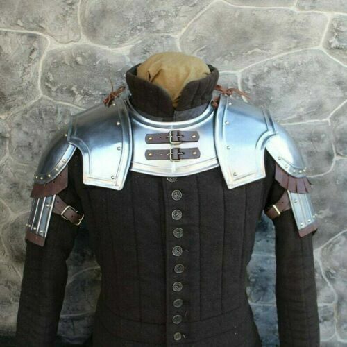 Costume cosplay rievocazione