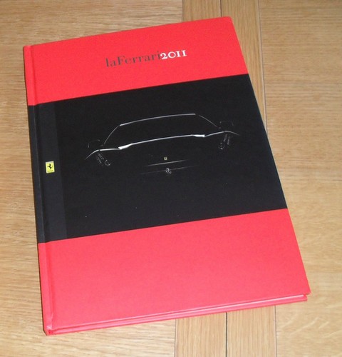 Ferrari 2011 - -,