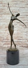 Scultura Femminile In Bronzo