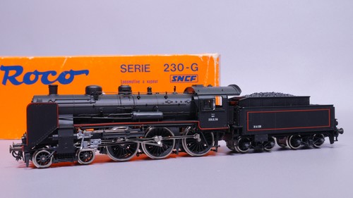 Locomotiva trainata roco - trainata,