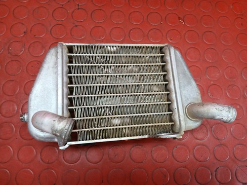 Radiatore acqua sinistro - sinistro, lato