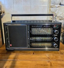 Grundig Satellit 2000 Radio