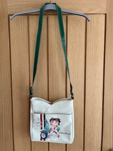 Nuovissima borsa a - a, tracolla