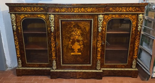 Credenza con vetrina - , stile