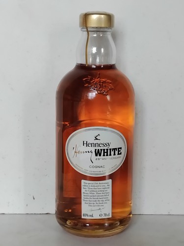 Bouteille cognac hennessy pure - bouteille,