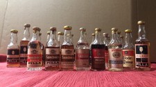 26 mignon di liquore vintage Pilla, da collezione