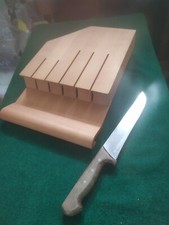 Elegante Ceppo per coltelli vuoto, in legno Di Faggio- Usato ma ben conservato 
