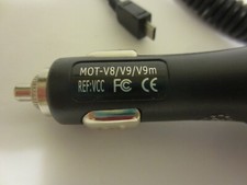 Caricabatteria da auto per