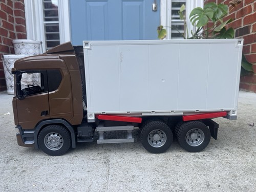 Bruder brown ups scania - brown, super