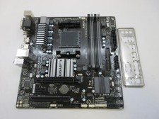 GIGABYTE Scheda Madre
