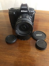 NIKON F90x + NIKKOR AFD 20-35  f/2,8 D + Impugnatura MB10 + Flash SB23