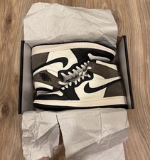 Jordan mocha high size 9 - 1,