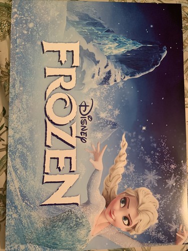 Disney store set 4 - store,