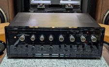 Amplificatore integrato SANSUI