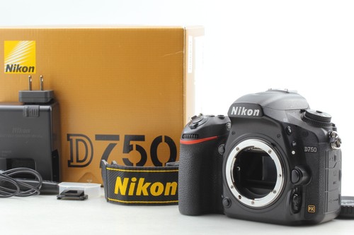 Top mint boxed nikon - boxed],