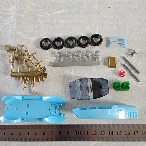 Voiture ancienne kit - ,