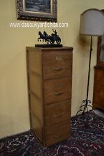 Schedario a quattro cassetti