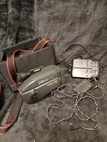 Videocamera vhs compatta jvc - videocamera,