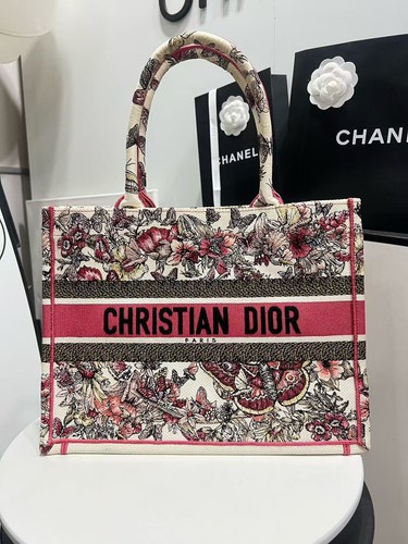 Authentic dior medium book - dior,