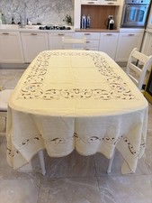 Tovaglia Ricamata A Mano In