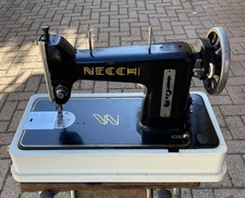 Macchina da cucire Necchi 146