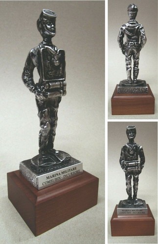 Statuetta comsubin - statuetta,