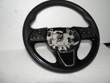 Mitsubishi Eclipse Cross 2022-2024 volante con comandi